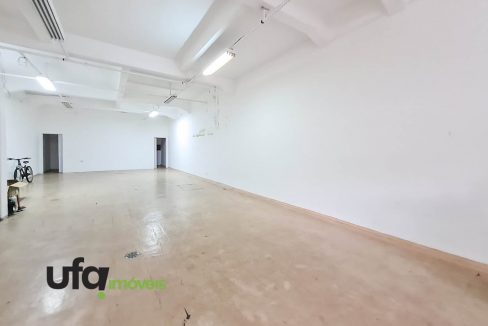 Ponto comercial em Perdizes com 154m²