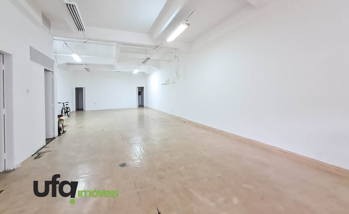 Ponto comercial em Perdizes com 154m²