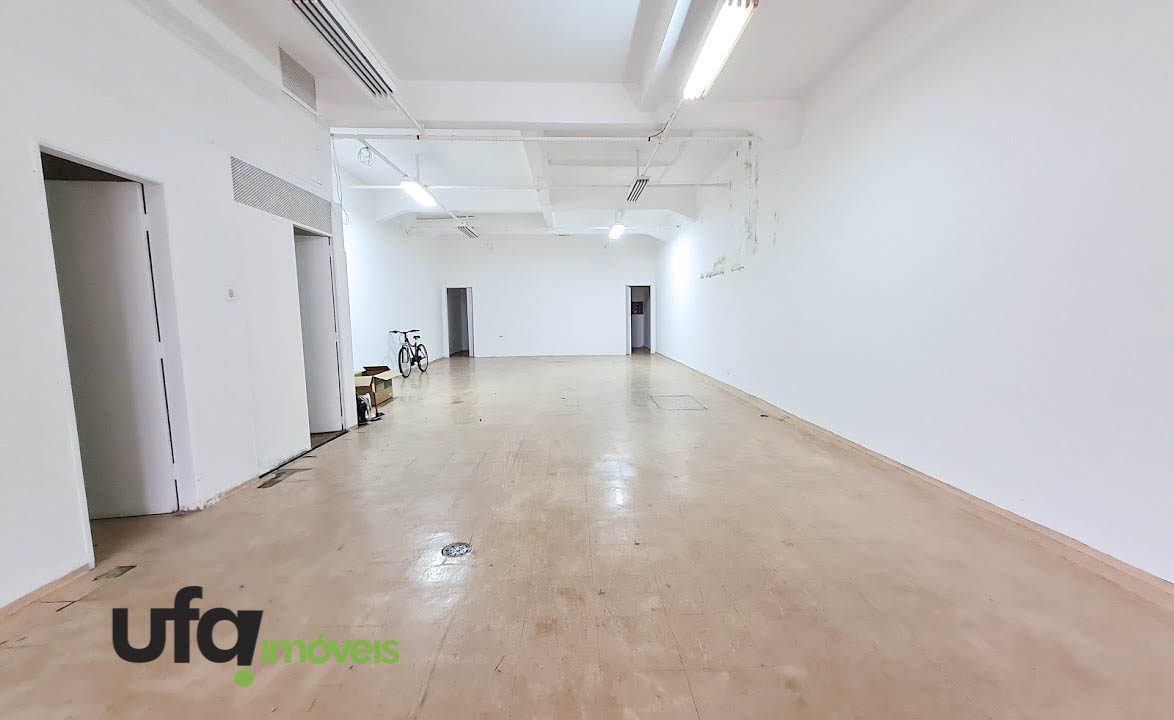 Ponto comercial em Perdizes com 154m²