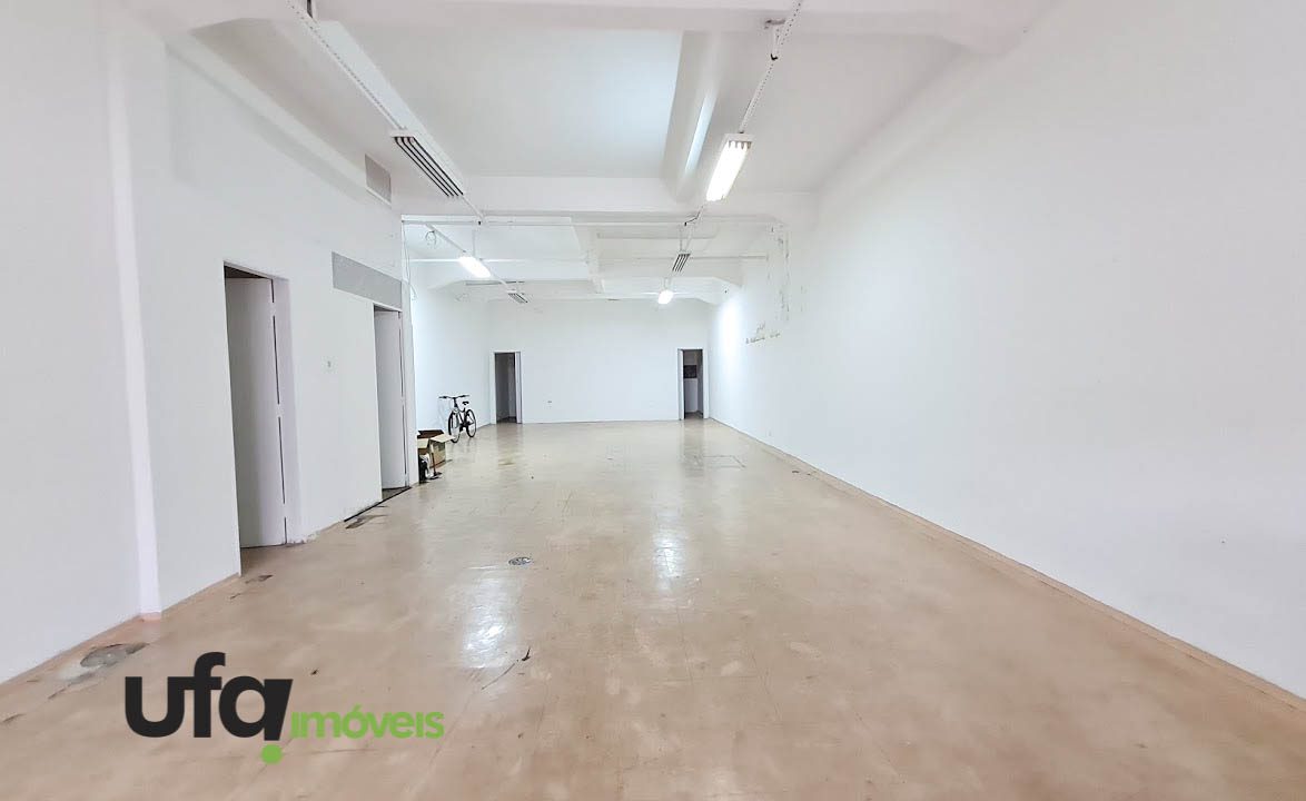 Ponto comercial em Perdizes com 154m²