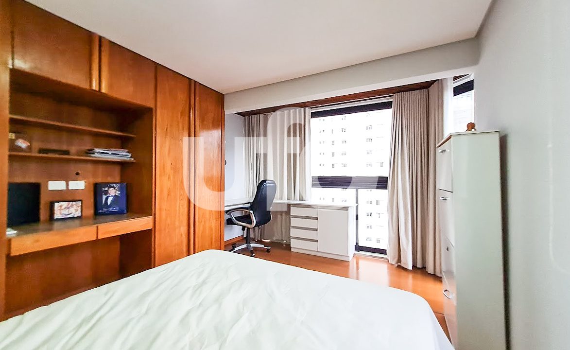 Apartamento para alugar em Perdizes, com 4 quartos, 190m²