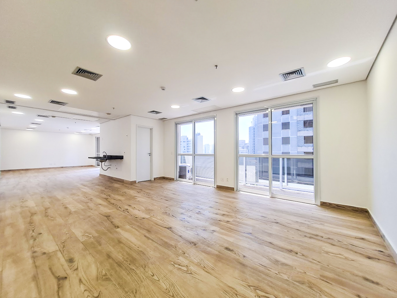 Conjunto comercial para alugar em Perdizes, 90m²